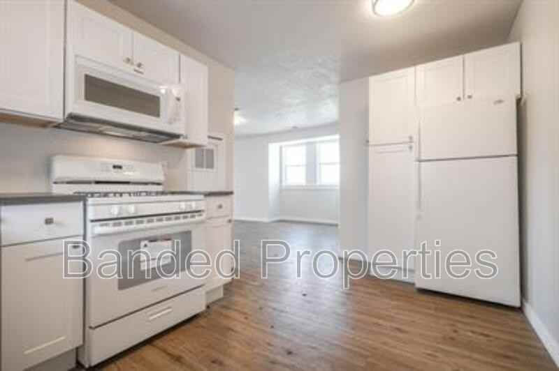 376 Westnorth - Photo 3 of 10