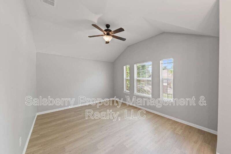 1032 Salt Creek Trl - Photo 4 of 21