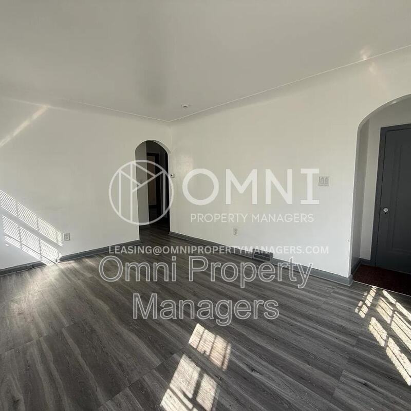9747 Somerset Ave - Photo 5 of 17