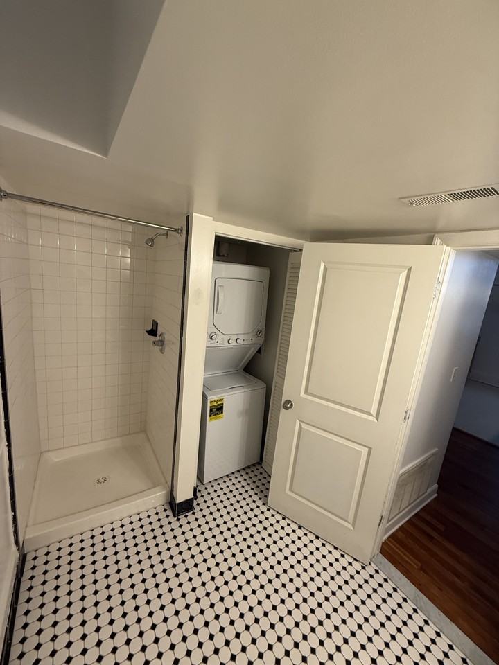 1312 Guilford Avenue - Photo 6 of 6