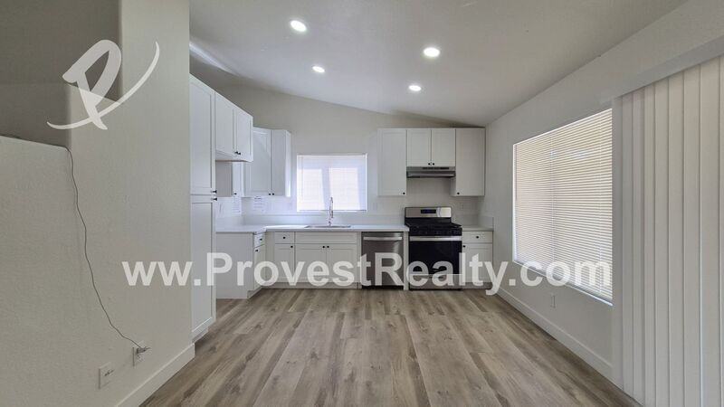 13105 Bennington Dr - Photo 6 of 19