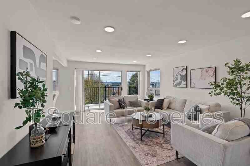 2918 Nassau St #205 - Photo 3 of 20