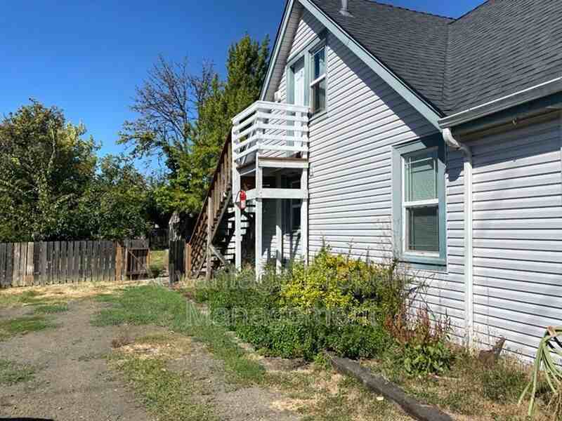 2613 Nw Grant Ave #2 - Photo 2 of 16