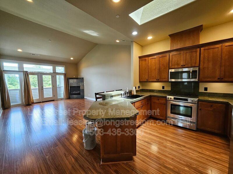 10225 Se Bristol Ln - Photo 3 of 28