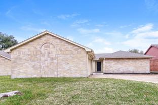 9938 Shell Rock Rd - Photo 1 of 1
