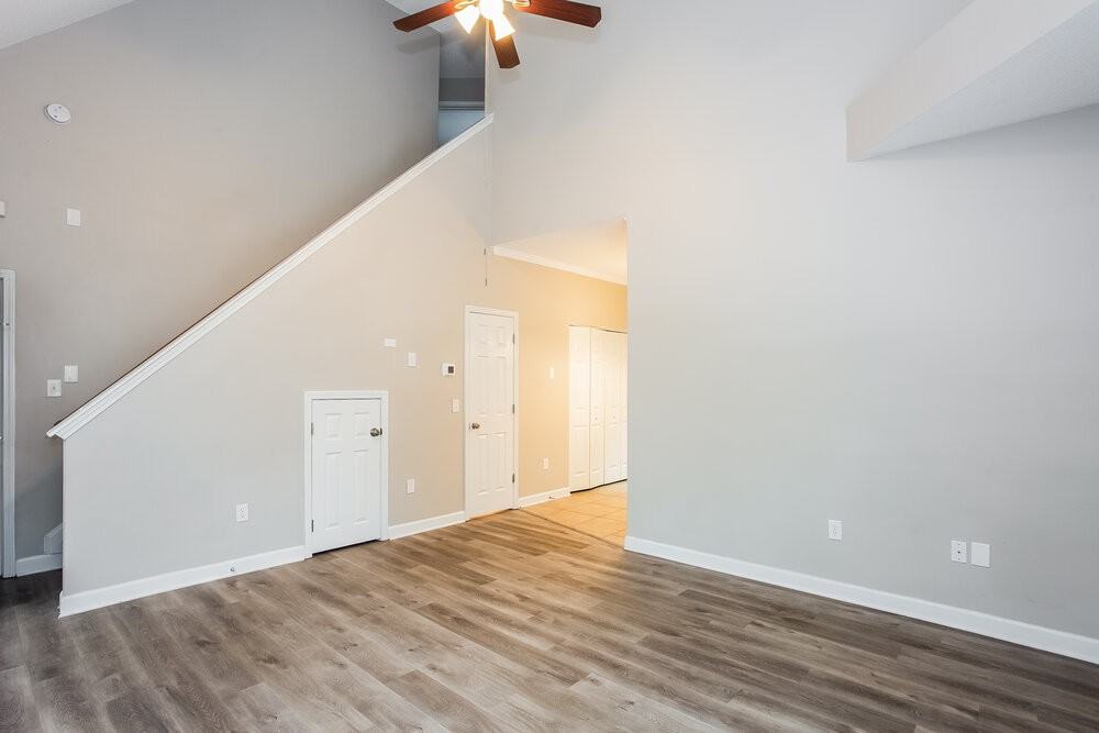 711 Continental Dr - Photo 6 of 17