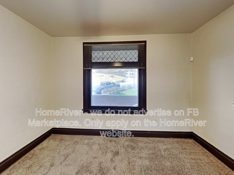 711 Hampshire Ave - Photo 4 of 28