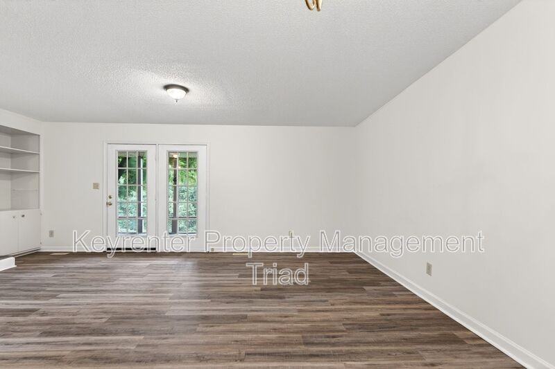 1223 Watermark Ct - Photo 6 of 27