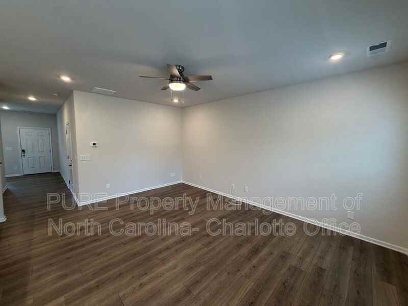 519 San Marco Dr - Photo 5 of 35