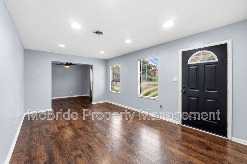 262 Indian Creek Rd - Photo 5 of 22