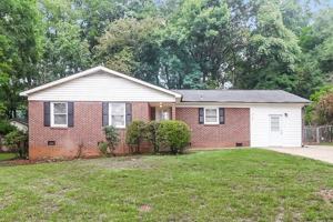 featured image of 2124 Fox Hunt Dr