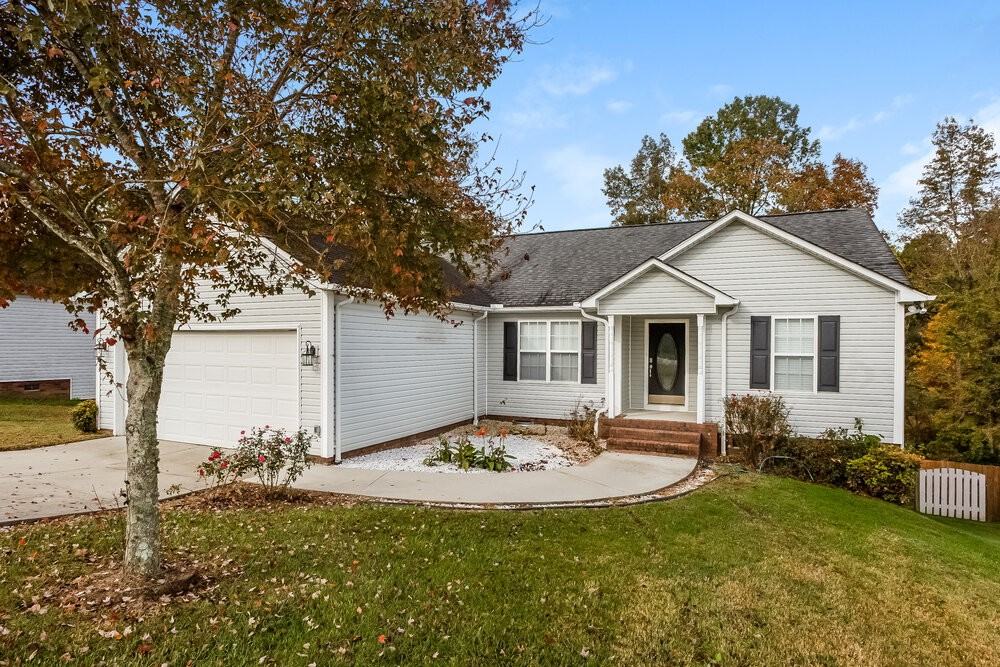 1641 Red Bird Cir - Photo 4 of 16