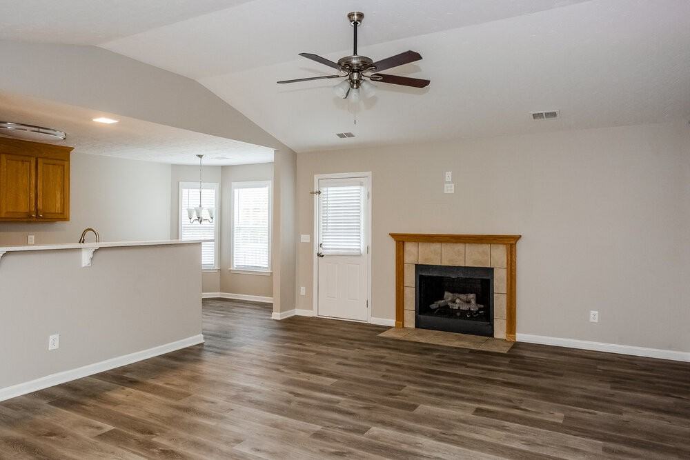 1641 Red Bird Cir - Photo 5 of 16
