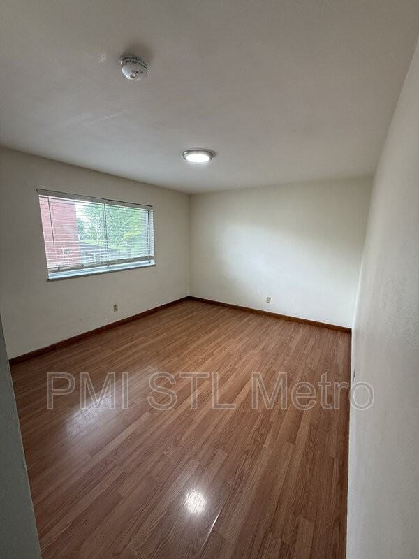 4838 S Broadway #C - Photo 6 of 6