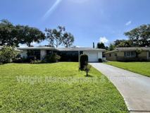 2323 Surrey Ln - Photo 1 of 1