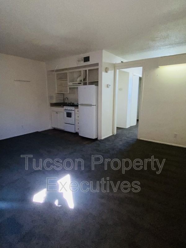 5770 E 10th St - Photo 2 of 17