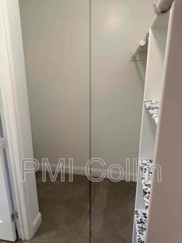1421 Jones St - Photo 5 of 8