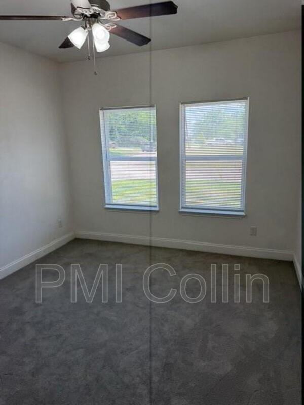 1421 Jones St - Photo 6 of 8