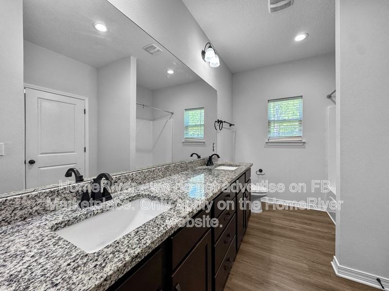 1717 Sound Haven Ct - Photo 6 of 18