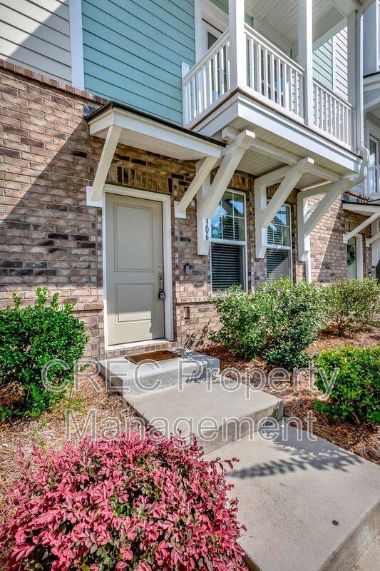 306 Pathfinder Way - Photo 3 of 33