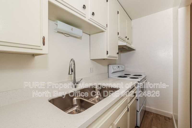 1645 Slater St #B5 - Photo 6 of 14