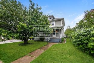 103 N Clairmont Ave - Photo 1 of 1