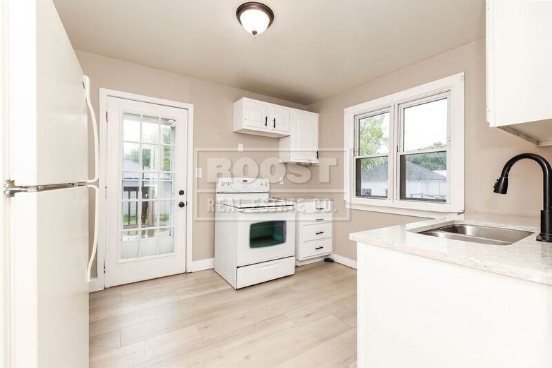 103 N Clairmont Ave - Photo 5 of 9