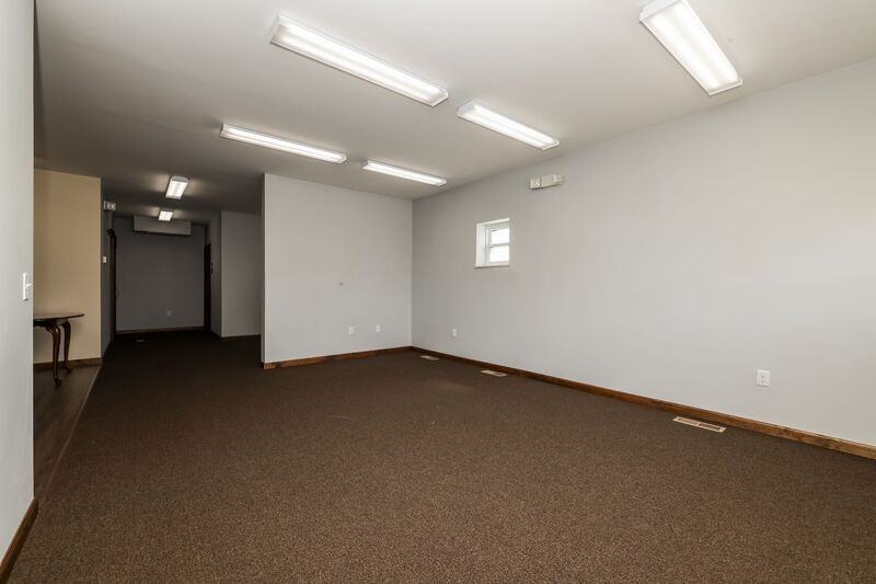 226 N Broad St #1 - Photo 4 of 20