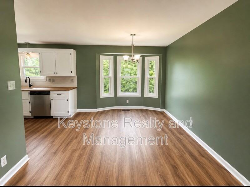 1318 Chucker Dr - Photo 4 of 6
