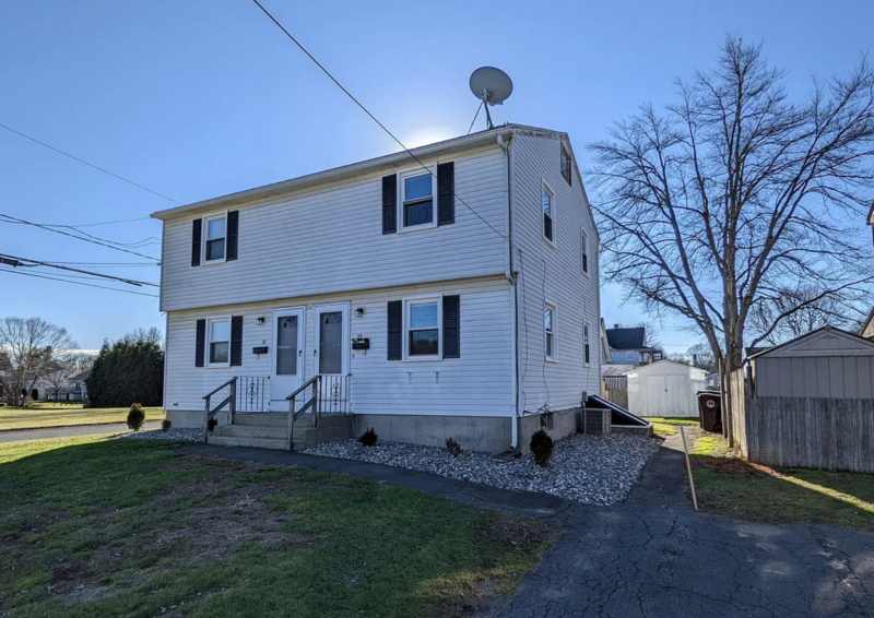 39 Greenwood St - Photo 2 of 15
