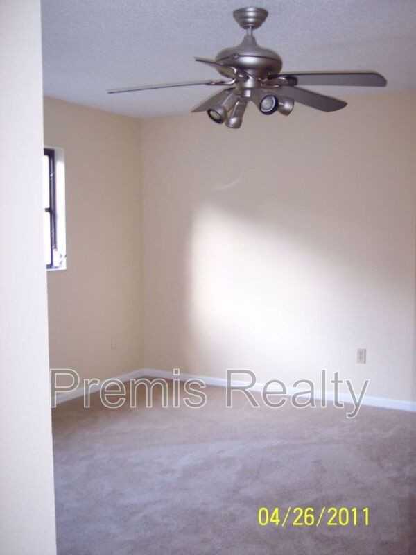 1281 Stony Brook Ln - Photo 2 of 13