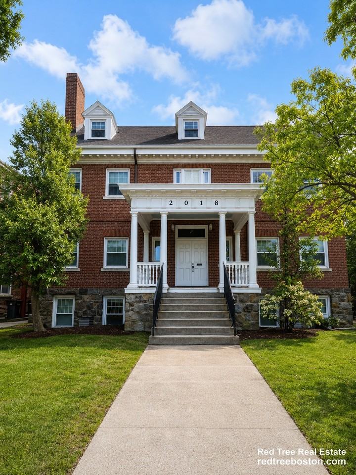 2018 Commonwealth Ave #36