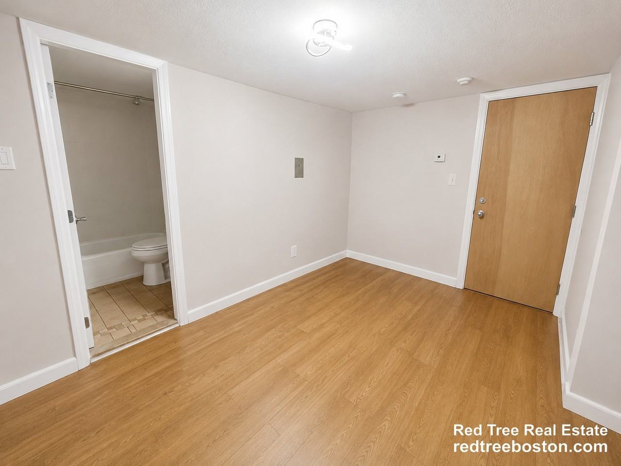 53 S Huntington Ave #B4 - Photo 3 of 5
