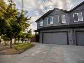 4825 Ne 124th Ct - Photo 1 of 1