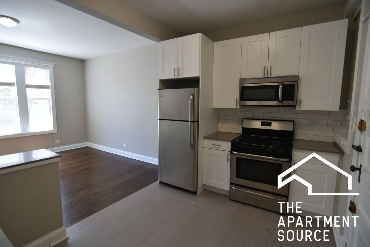 3802 N Pine Grove Ave #2 - Photo 2 of 19