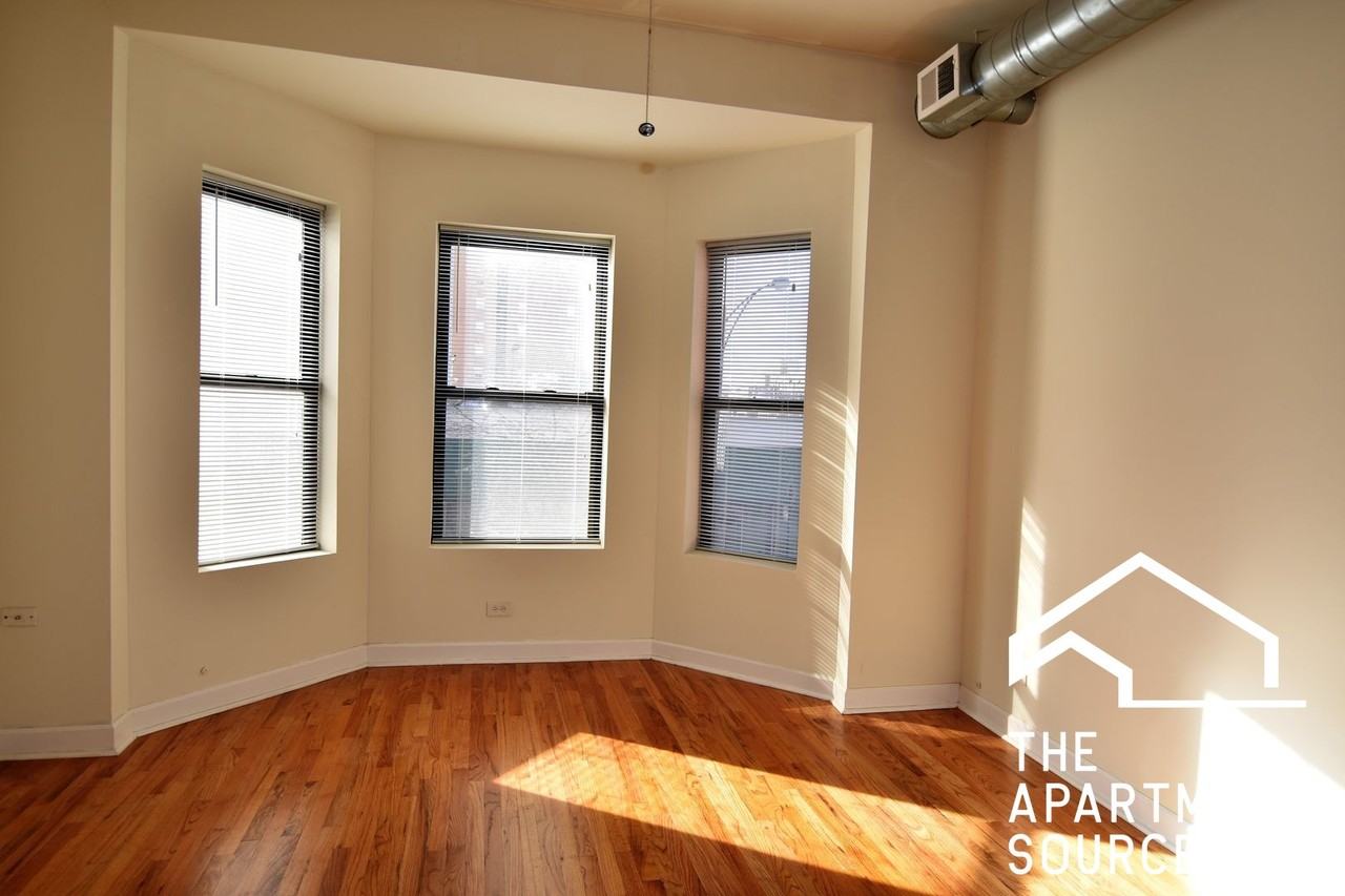 3807 N Broadway St #2 - Photo 4 of 12