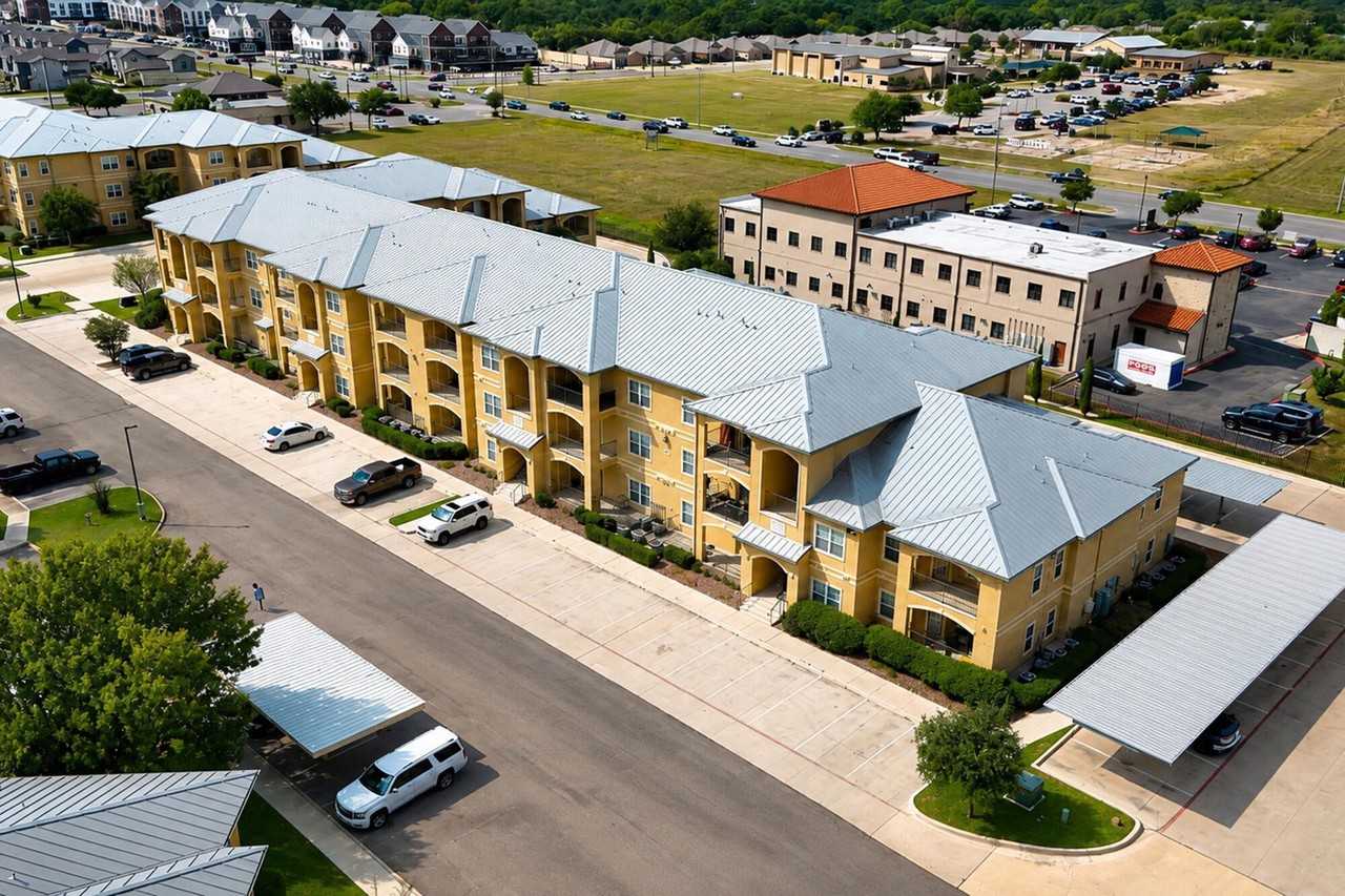 Northwood Luxury Apartments - Photo 5 of 10