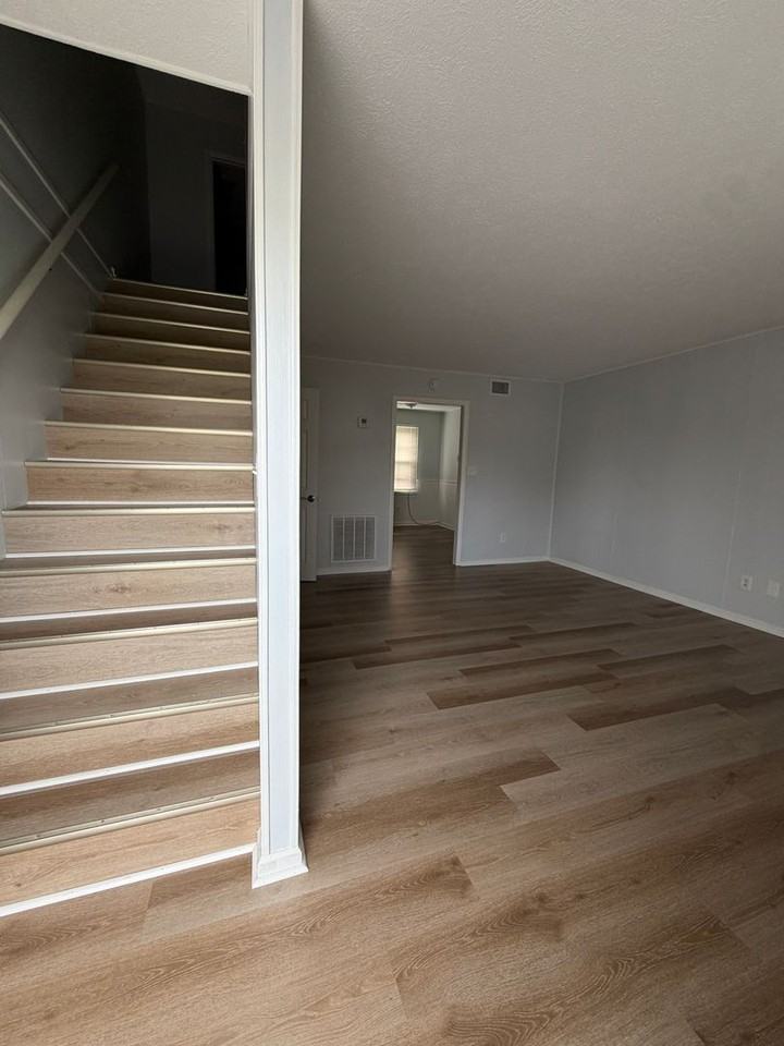 Virginia Hills Apartments - Photo 2 of 15
