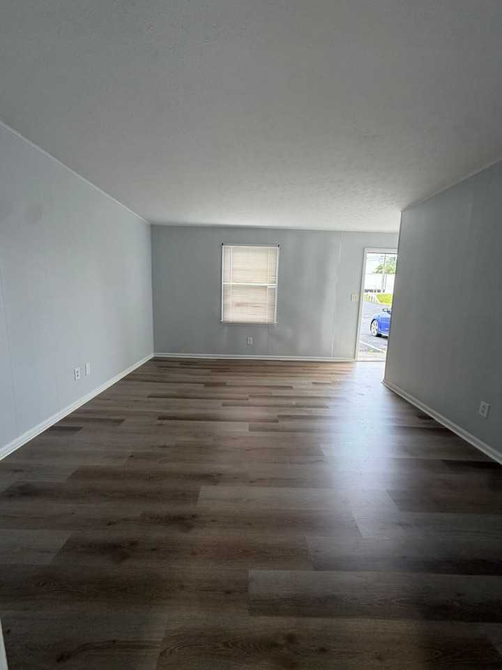 Virginia Hills Apartments - Photo 3 of 15