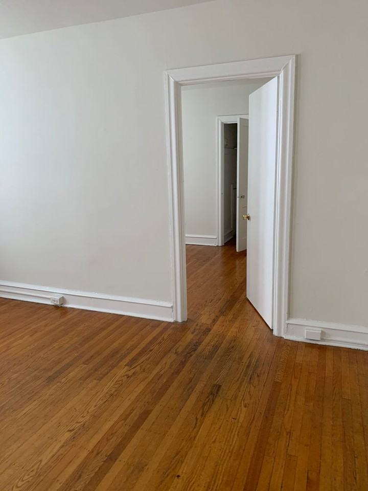 1333 Darby Rd. - Photo 5 of 24