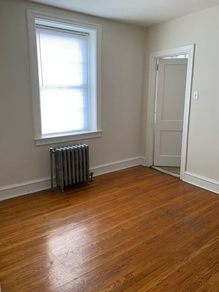1333 Darby Rd. - Photo 7 of 24