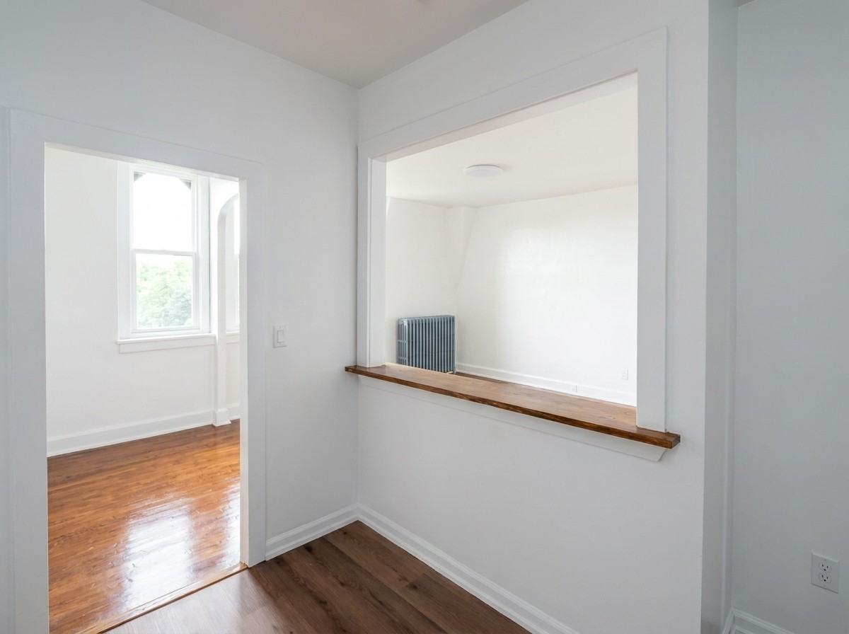 8 Eastman Terrace - Photo 4 of 5