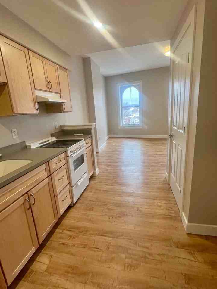 341 Main St - Photo 2 of 18
