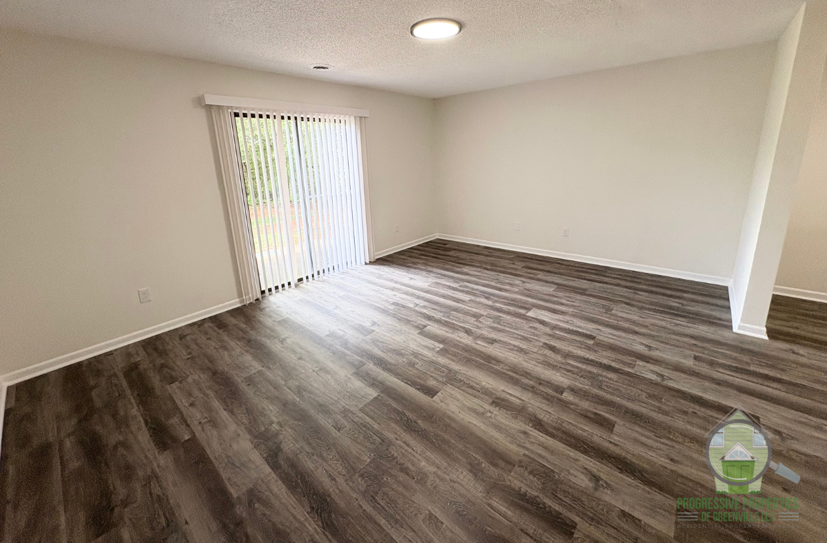 1216 North Main Street - Photo 3 of 14