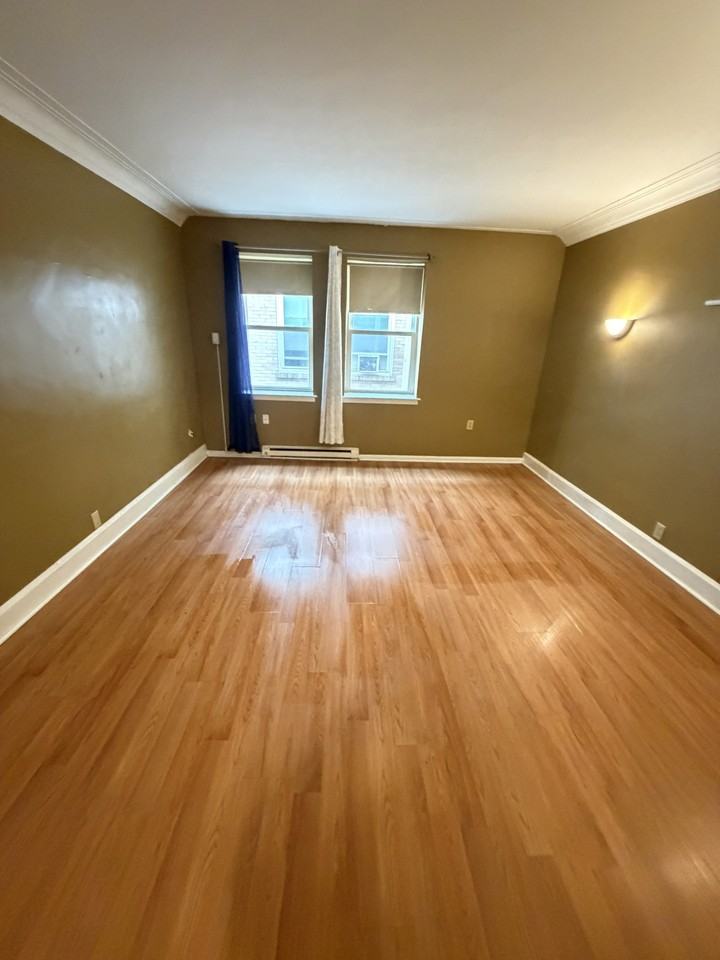 212 N 6th St - Photo 5 of 7