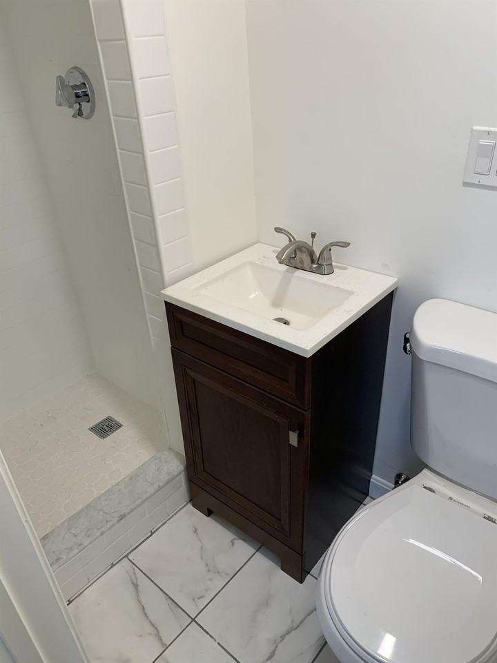 4 Garden Court - Photo 4 of 30