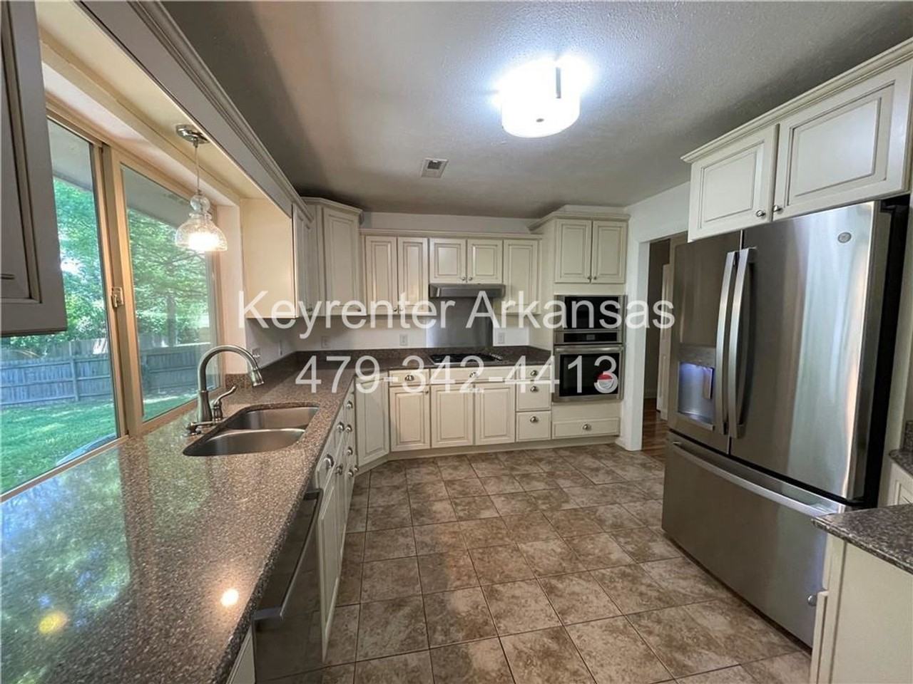 202 Lake Rd - Photo 4 of 24