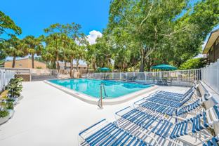 HUGE Renovated Townhome - Photo 1 of 1