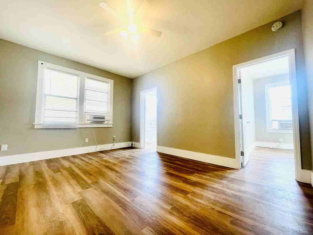 307- 311 South Grandview Avenue - Photo 6 of 50