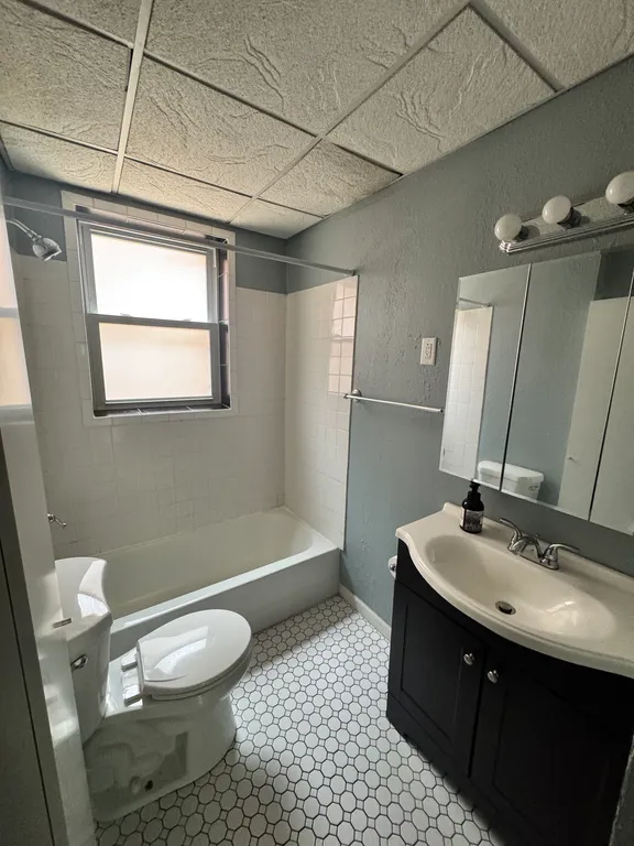 3890 Juniata Street - Photo 3 of 34